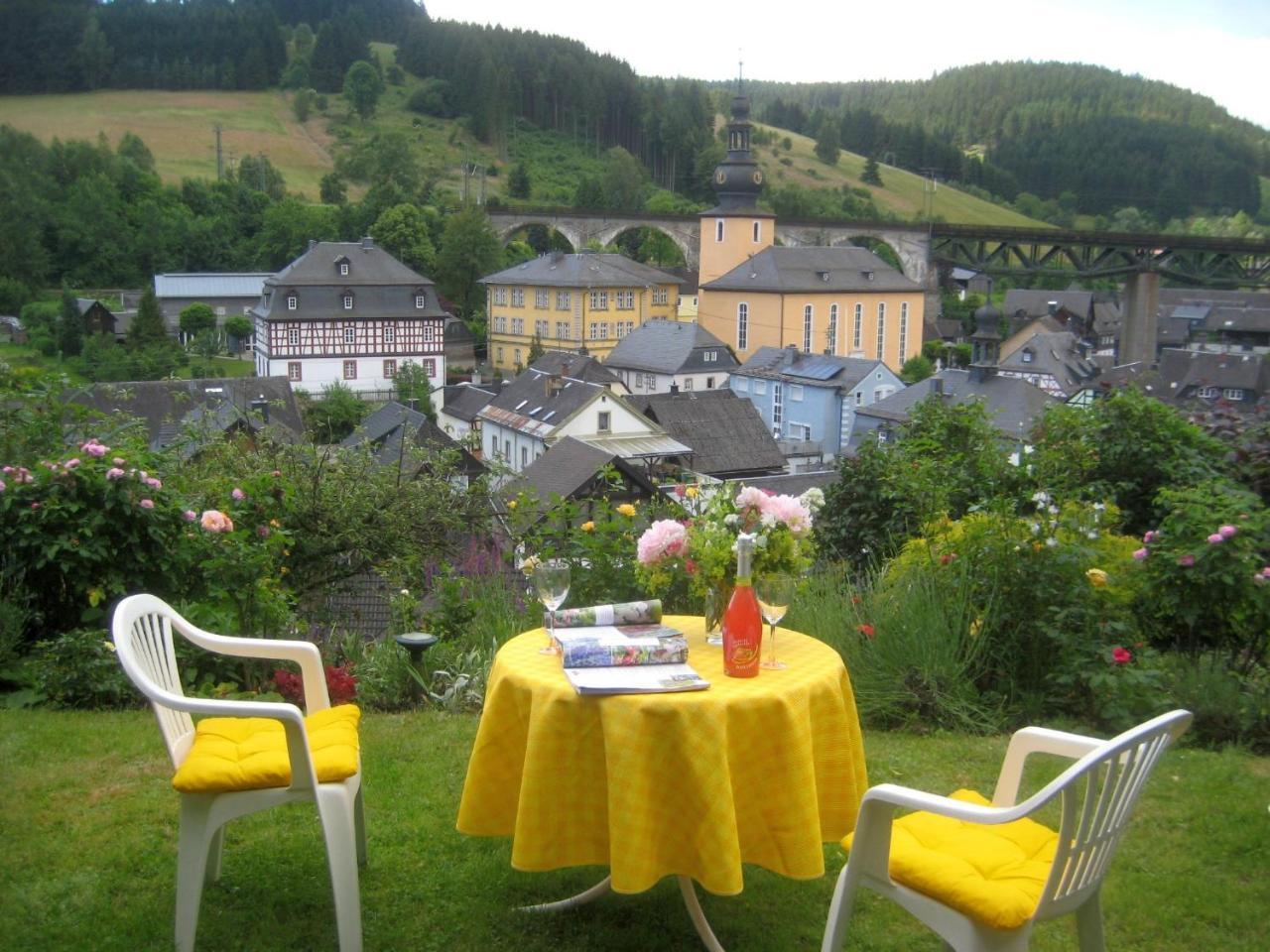 Ferienwohnung Haus Am Sommerberg Ludwigsstadt Esterno foto